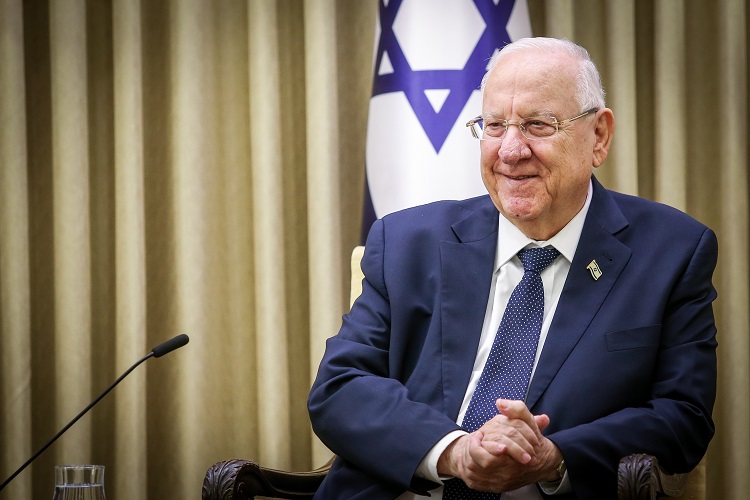 לרגל שבוע הספר: המלצות חדשות לקריאה בסגר